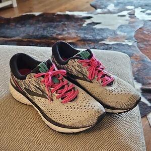 Brooks Ghost 11